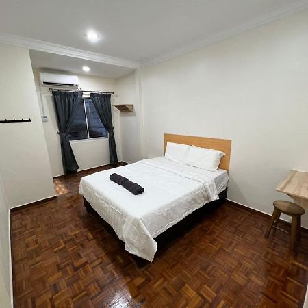 Homestay Suria Kuala Kangsar Esterno foto